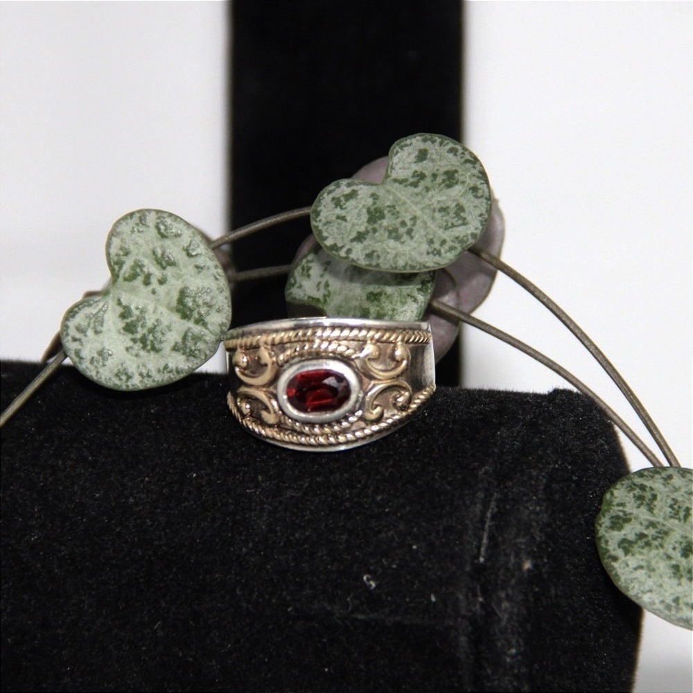 Sterling Silver 14k Gold Garnet Scroll Band Ring Size 8 Mixed Metal Gemstone